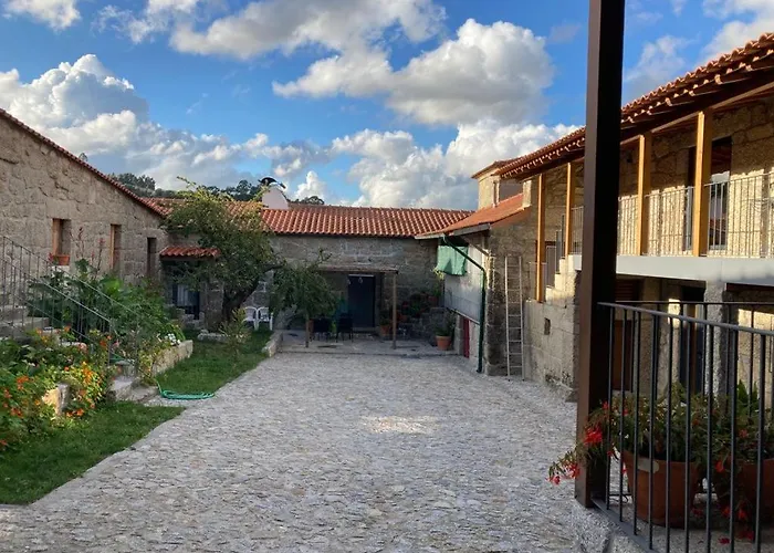 Фермерский дом Quinta Do Pinheiro Гимарайнш