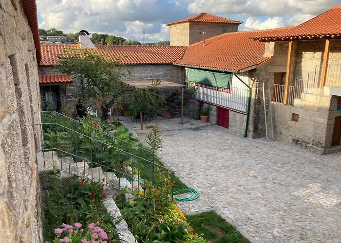 בית חווה Quinta Do Pinheiro *