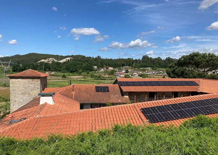 Quinta Do Pinheiro Гимарайнш